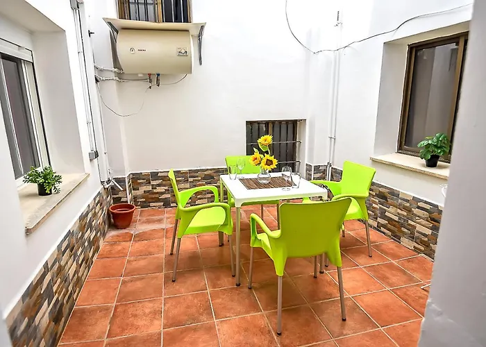 Plaza Noria Apartments With Balconies