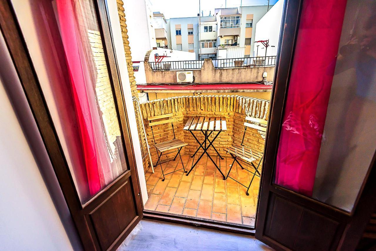 Plaza Noria With Balconies